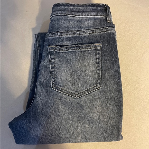 Ladies LOGO crop jeans size 6 - Picture 8 of 8